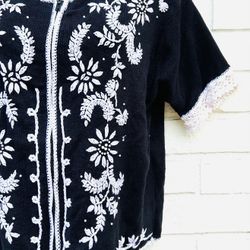 Vintage Worthington Embroidered Crochet Black Knit Short Slv Cardigan Top Small