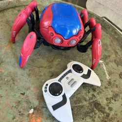 Disney Parks Avengers Campus Spider-bot RC