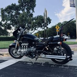 2001 Honda Valkyrie, 2001, 1500 CC, 30K miles