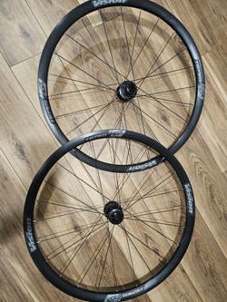 Vision Team AGX i23 wheelset shimano 10/11sp 700c