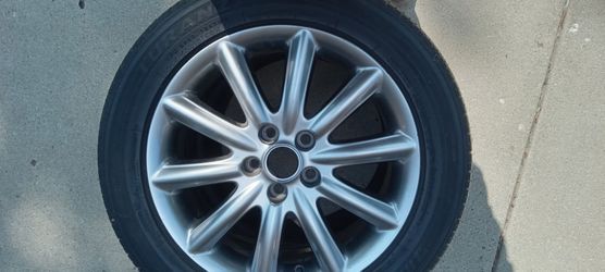 Rim and 2 tires