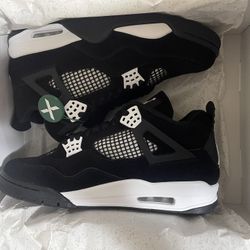 White Thunder Jordan 4s