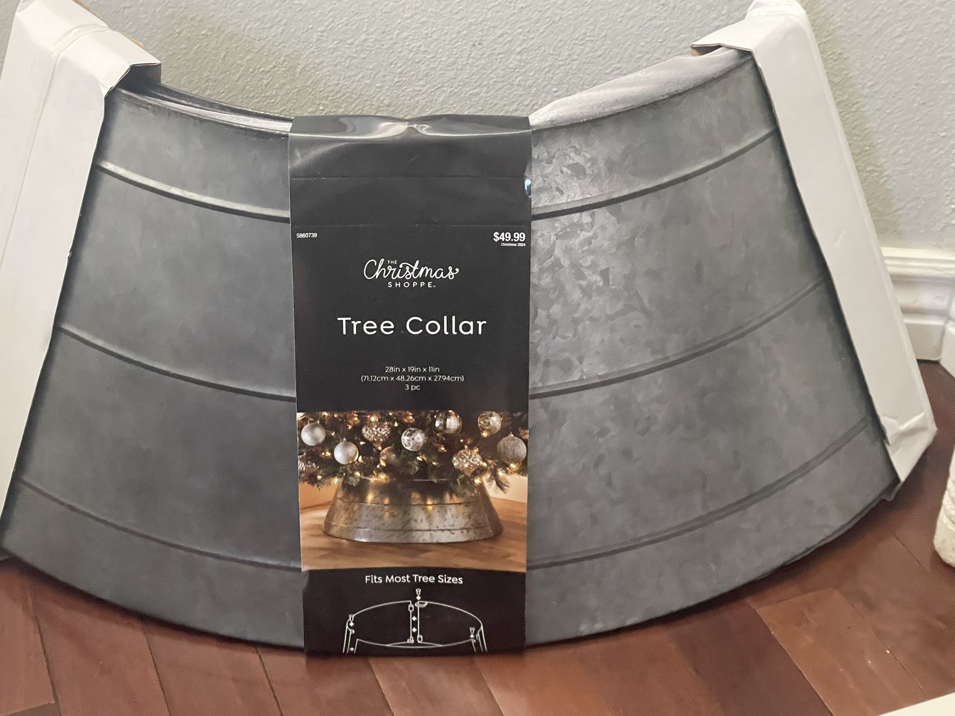 NEW Collar For Christmas Tree