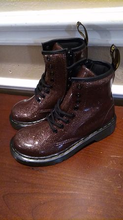 Girls Dr.Martens