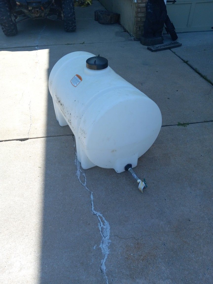 65 Gallon Pottable Mobile