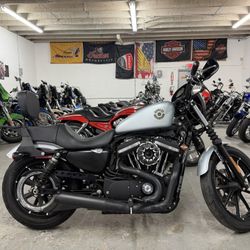2020 Harley Davidson Sportster 883 Iron
