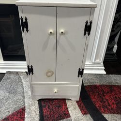 Vintage Wooden Doll Armoire / Wardrobe Closet 🎀✨
