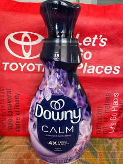 Downy liquid fabric softener - lavender & vanilla bean scent