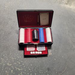 Read Entire Post 📫 Traveling Poker Set