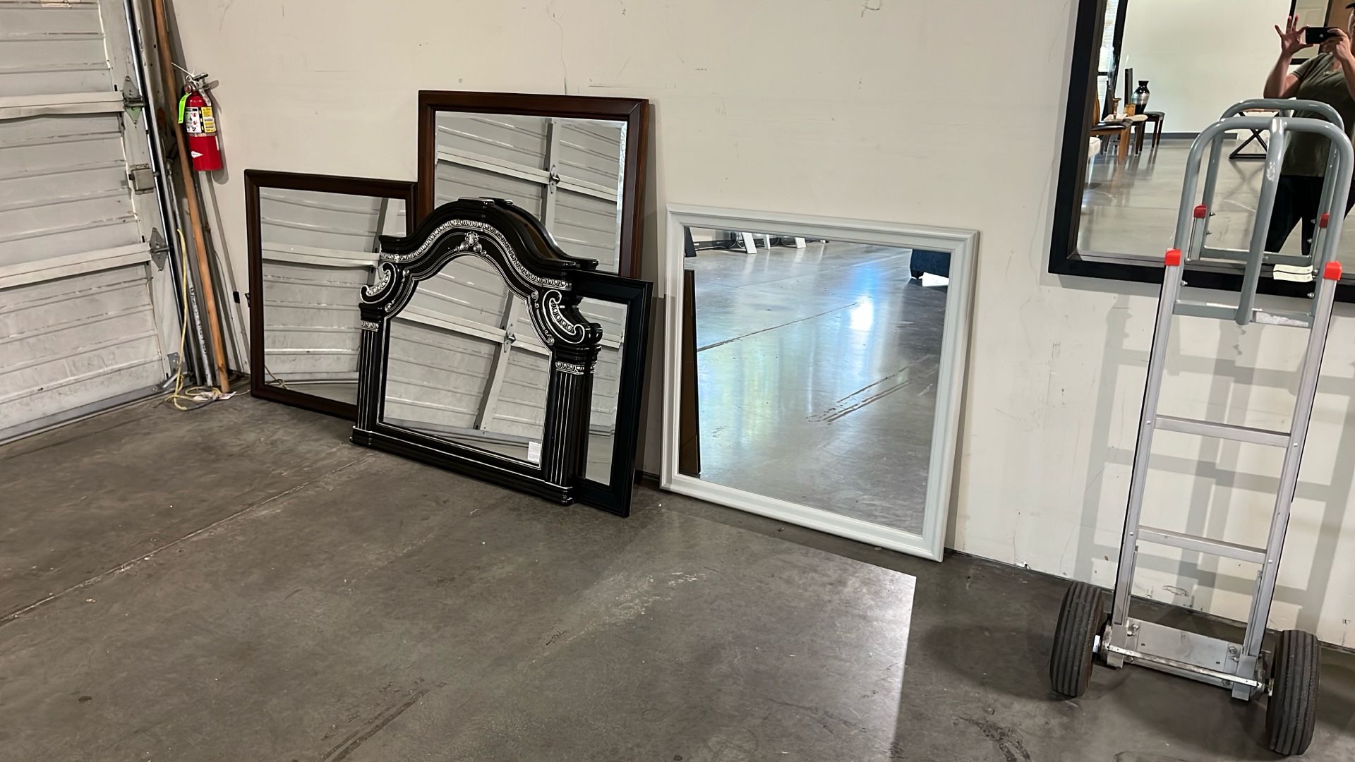 10 Mirrors!