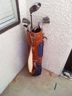 Vintage Golf club set with accessories