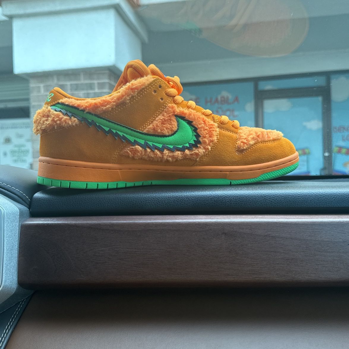 Nike Dunks Lowe’s, Grateful Dead, Orange And Green Used Only One Time Box