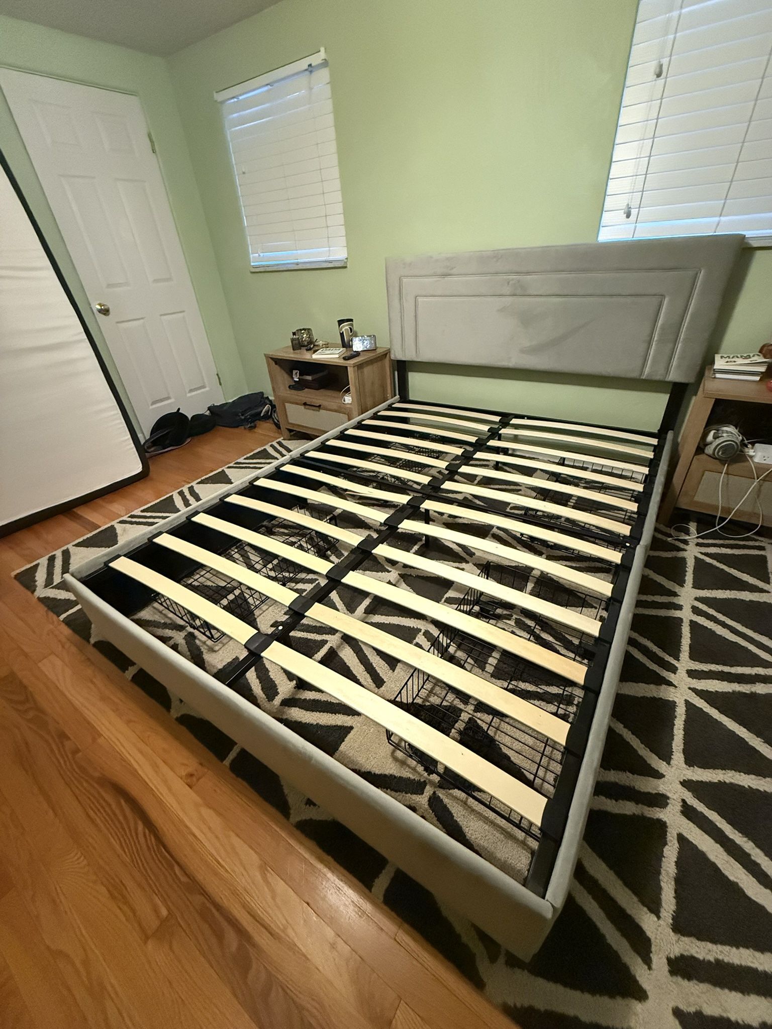 Queen Sizes Bed Frame + Mattress (Mattress Free But Must Go With Bed frame)