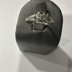  White  Gold  Ring  With Diamond, Beautiful Ring 2.1 Grams 