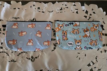 2 Pouches