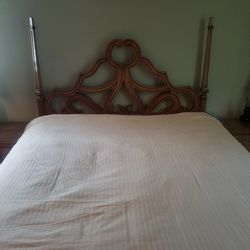 Vintage Style Queen Bedroom Set
