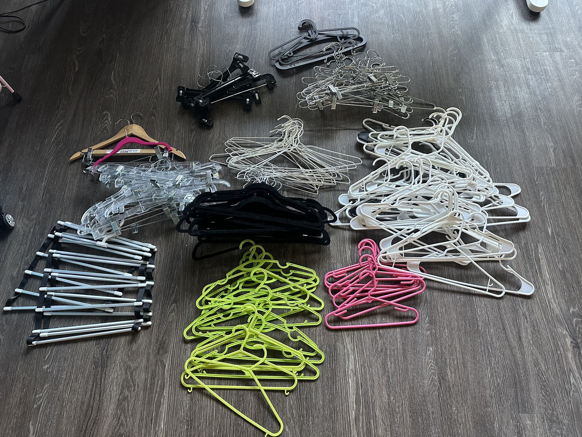 150 Clothing Hangers