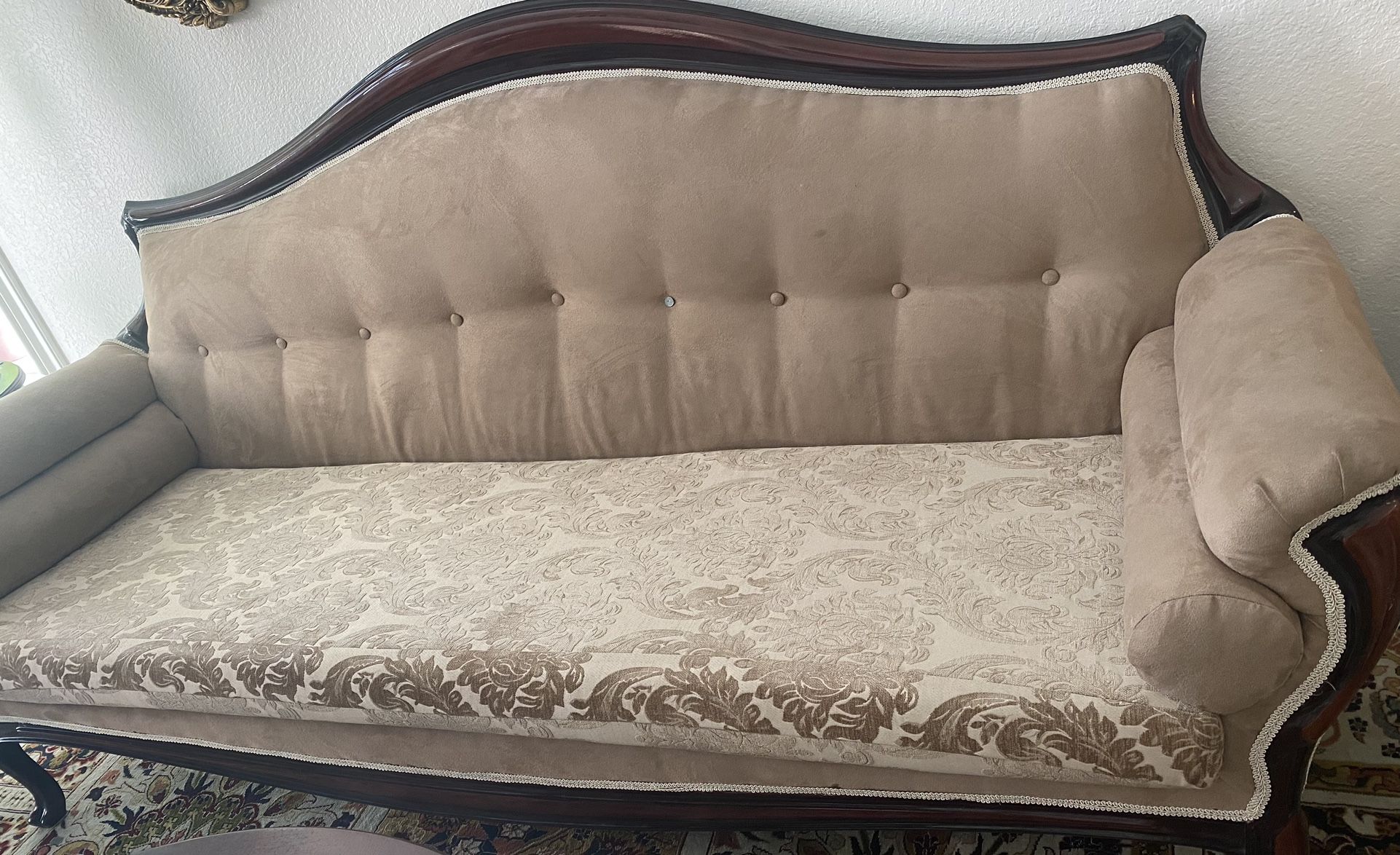 Sofa Set