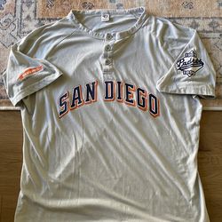 sz XL Padres Gwynn grey SD script henley sga