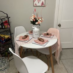 White Kitchen Table 