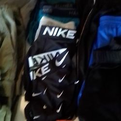 BOYS CLOTHING HUGE LOT NIKE UNDER ARMOUR