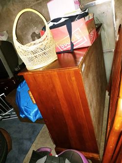 Beautiful solid wood dresser .holds a lot of clothes