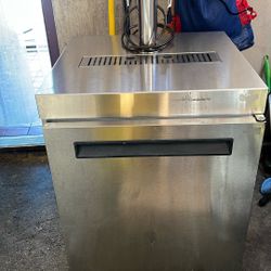 Comercial Kegerator 