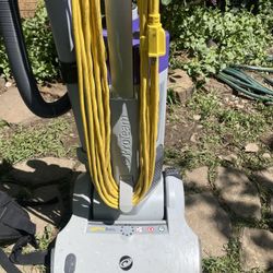 Pro Team Upright Vacuum Cleaner 