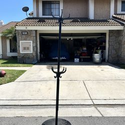  8 Hook Black Metal Coat Rack
