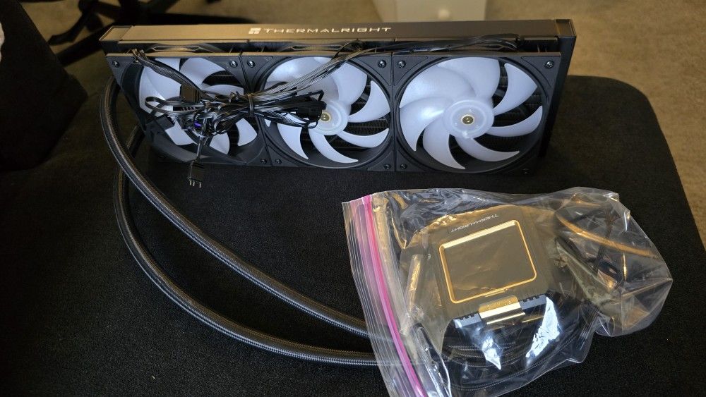 Thermalright Frozen Warframe 360 AIO with LCD screen