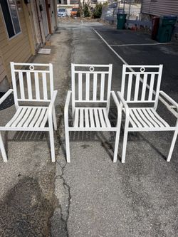 4 Metal Chairs