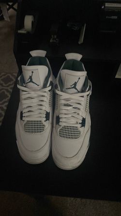 Jordan 4 Oxidize