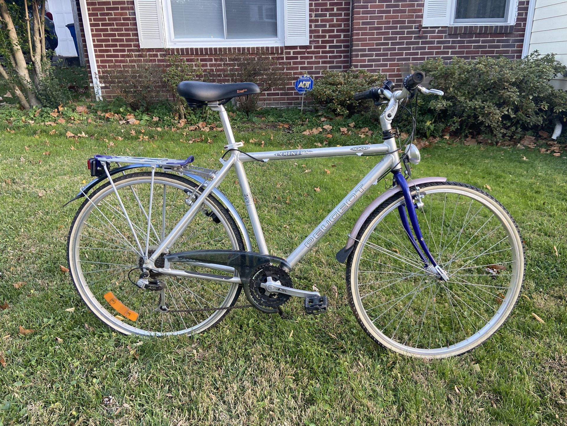 Peugeot Country Hybrid/City Bike – Ready to Ride!