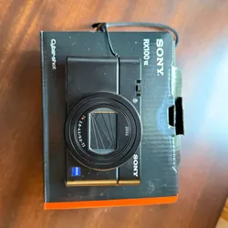 Sony - Cyber-shot RX100 VII