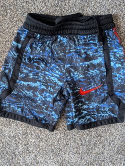 Boys Nike shorts size 4
