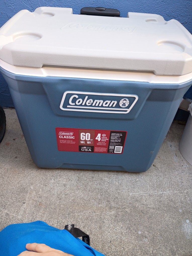 Coleman Wheeled Cooler 