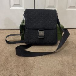 Gucci Messenger Bag