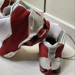 Nike Shox BB4 Retro Varsity Red 2019 size US 8, EUR 41, cm 28. 