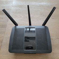 Linksys EA7500  WiFi Router 