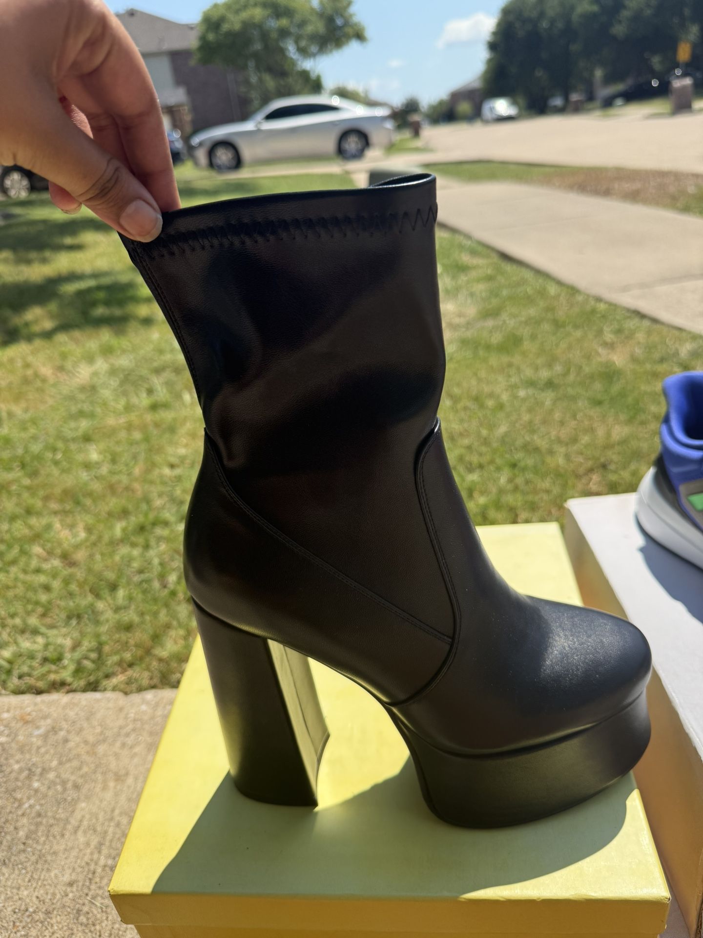 Black Boots