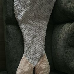 Purple And Pink Mermaid Tail Blanket 