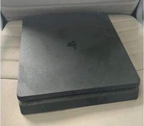 PS4 slim with expanded storage 1 TB