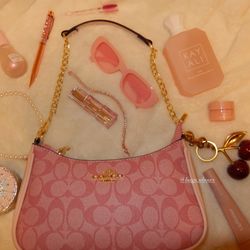 Pink Coach Terry Shoulder Purse 🎀