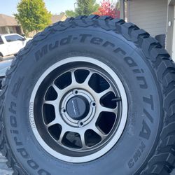 Method Wheels With Tires 
