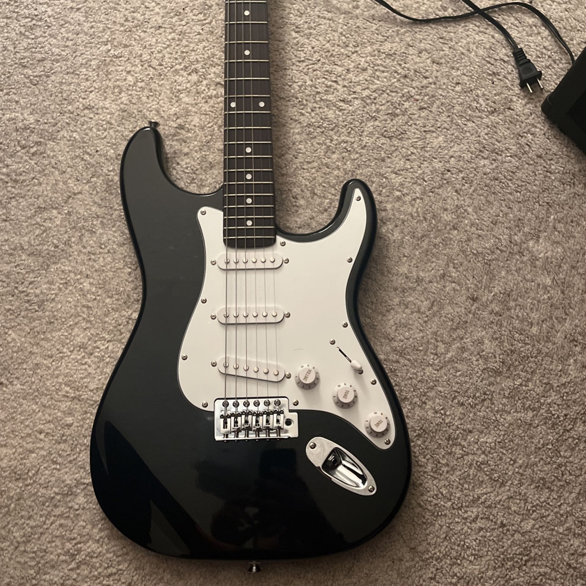 Electric Guitar By Fender Stratocaster 