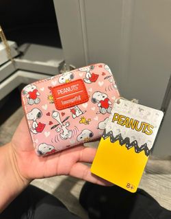 NEW Loungefly Peanuts Snoopy & Woodstock Valentine's Day Hearts Zip Wallet