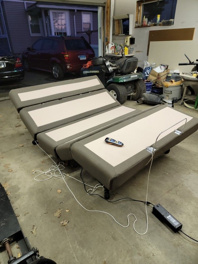 Vibrating Electric Bed Frame NEED GONE for Sale in South Windsor, CT