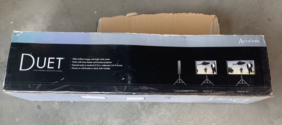 DUET ULTRA PORTABLE PROJECTION SCREEN