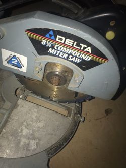Delta 8 1/4 Compound Miter Saw