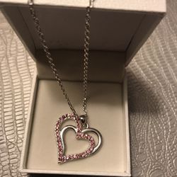 Stunning pink stone Heart Necklace only 40$